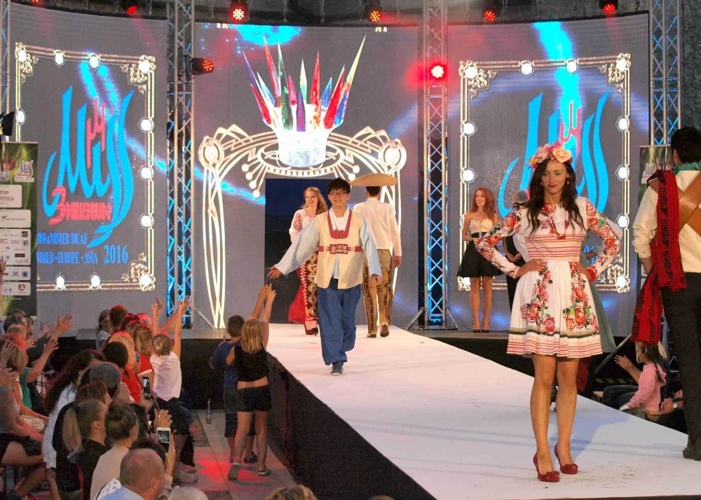 World Fashion Show 2016