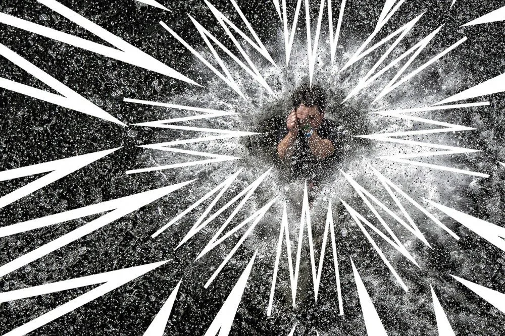 Splashdiving