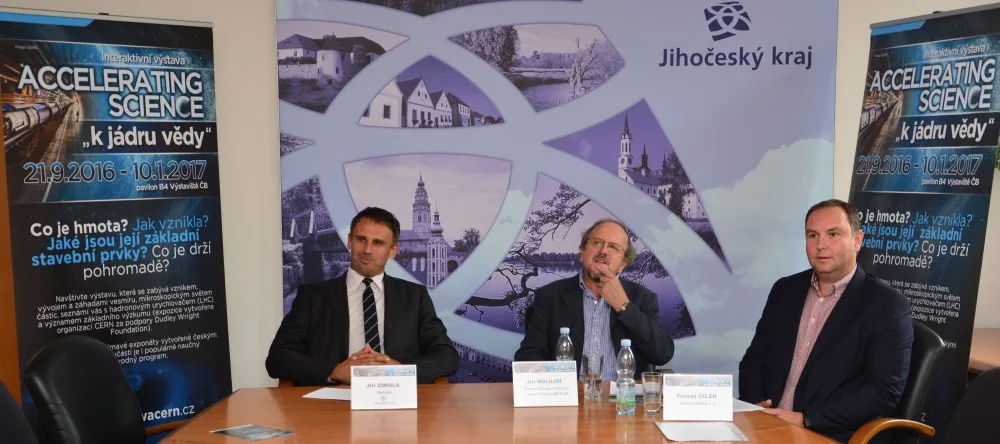Hejtman Jiří Zimola informuje o přípravách na unikátní výstavu CERN Accelerating Science