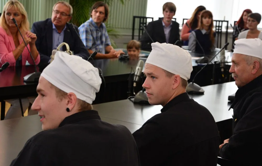 Kominíci ze Střední školy polytechnické v ČB Josef Wágner (vlevo) a Pavel Čada byli mezi oceněnými studenty kraje