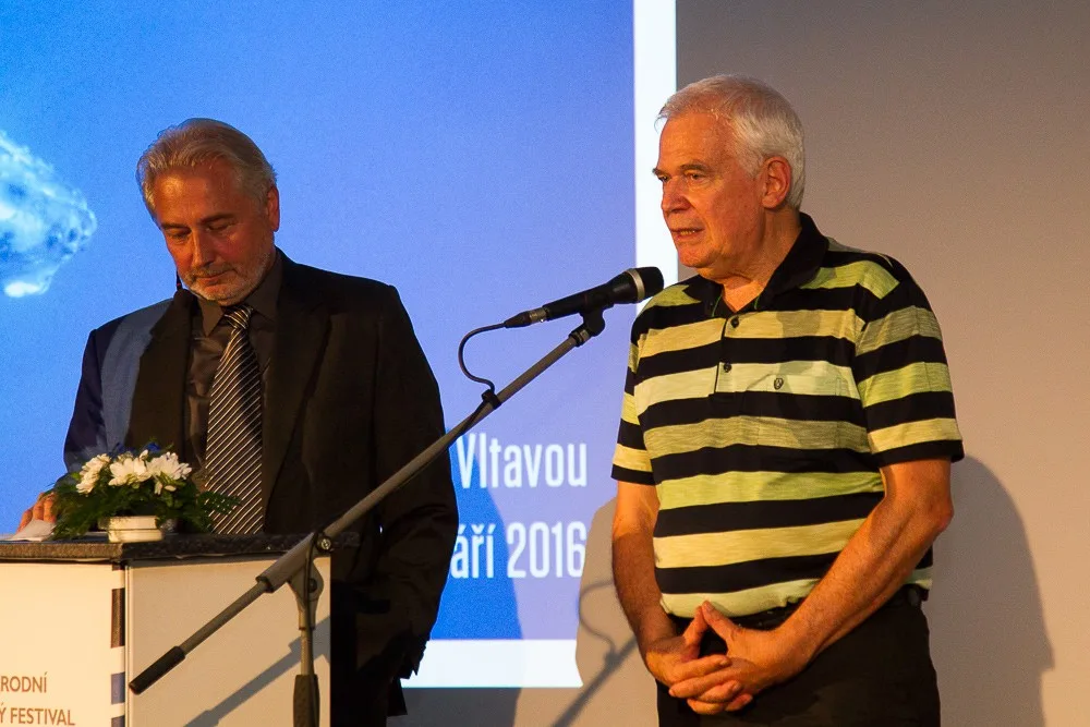 Předseda poroty režisér Michael Havas a moderátor Petr Svoboda