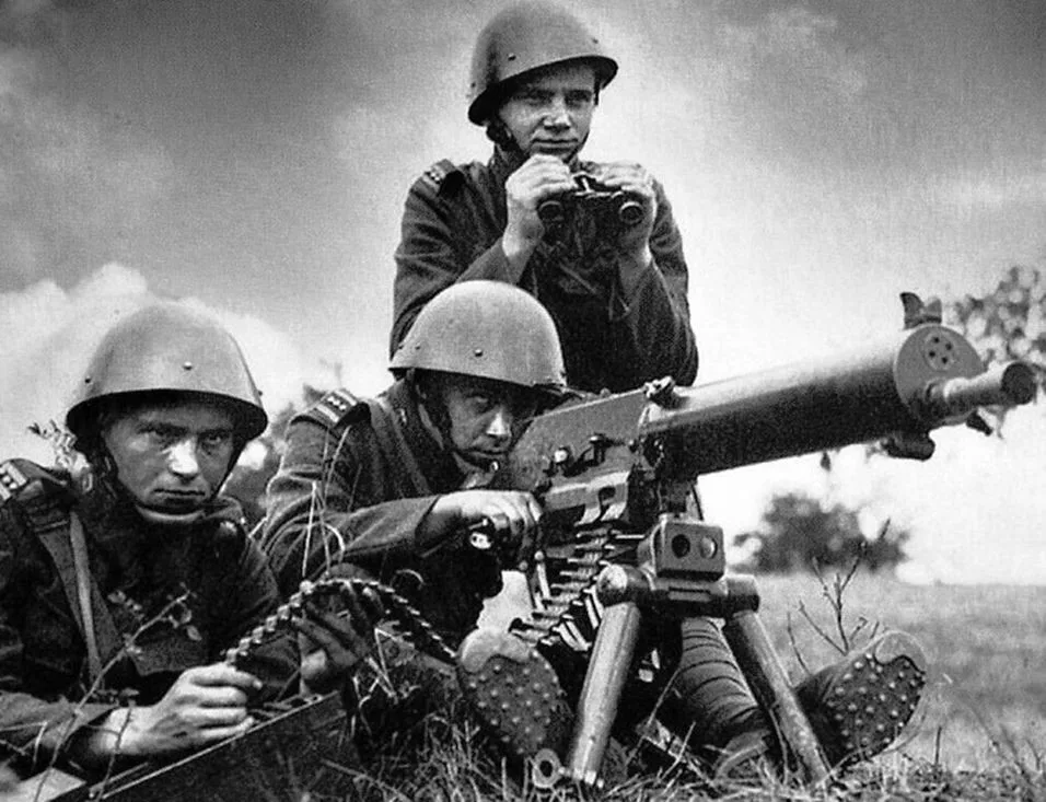 Těžký kulomet vz. 24, kterým byl vyzbrojen Uhlíkův oddíl