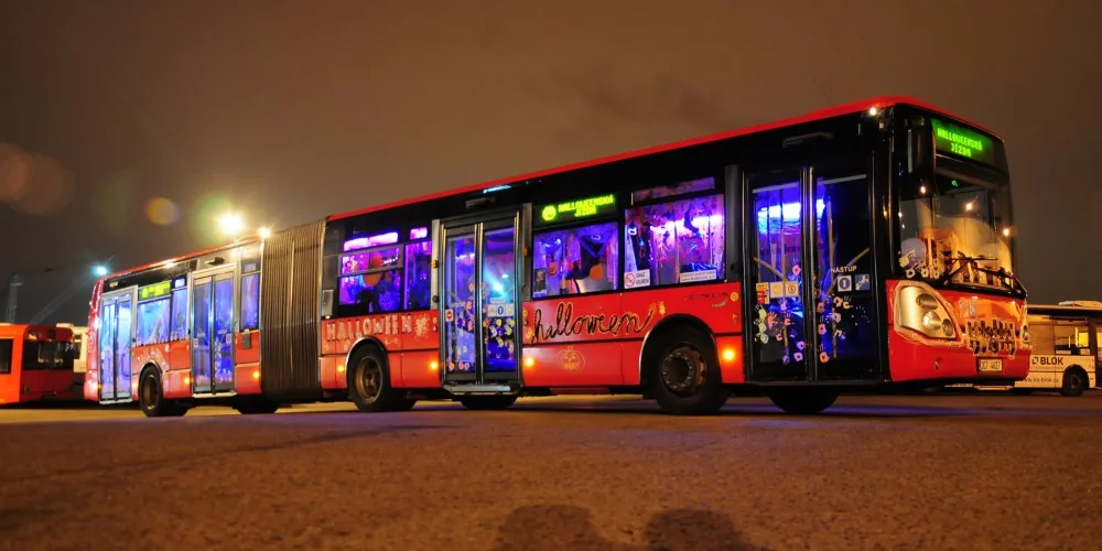 Strašidelný autobus