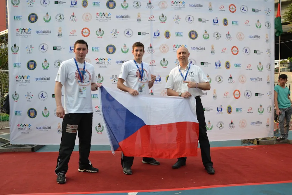 Michal Novák vlevo