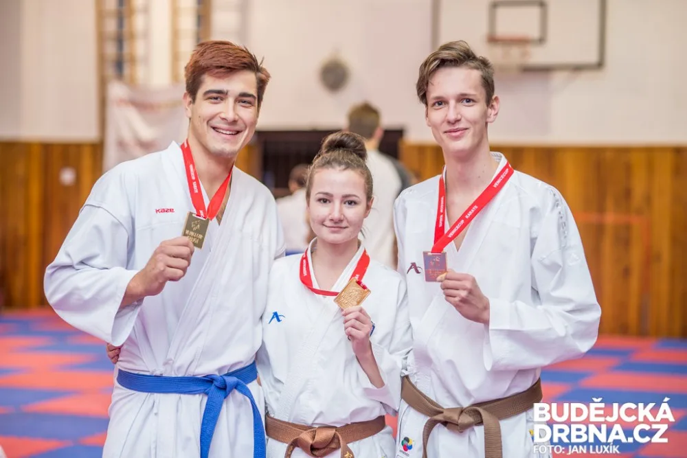 Zleva Marek Řeřicha, Monika Bürgerová a Tomáš Hermann