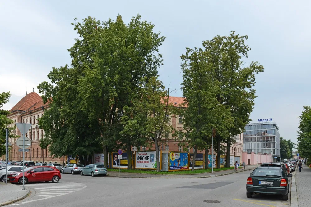 Nároží u vazební věznice