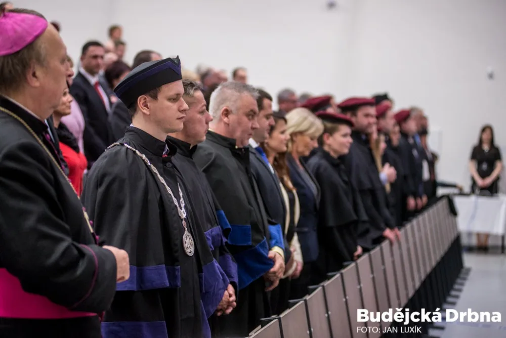 VŠTE mění statut. Bude univerzitou a vytvoří fakulty