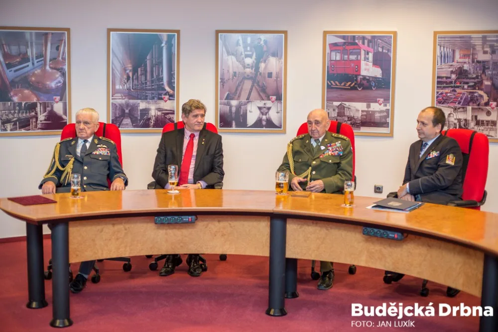 Zleva Emil Boček, Jiří Boček, Václav Kuchyňka