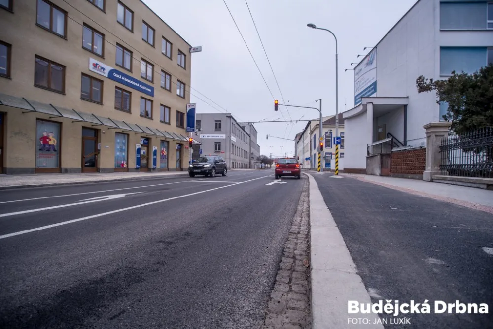 Zrekonstruovaná křižovatka ulic Dvořákova – Průmyslová