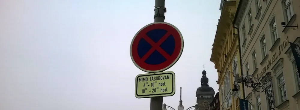 Nové značky na náměstí