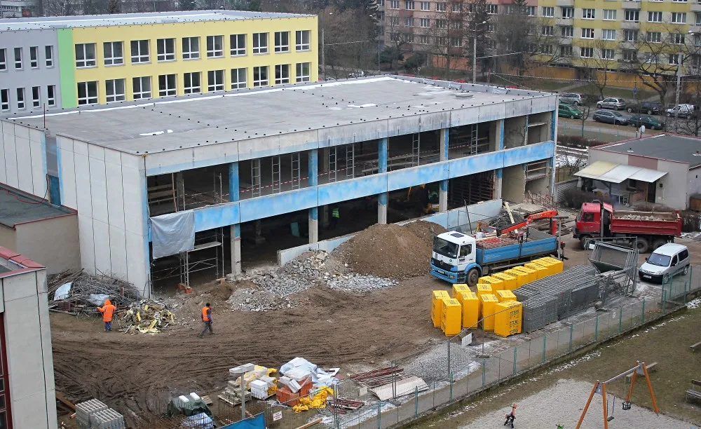 Stavba školní kuchyně ZŠ a MŠ E. Destinové.
