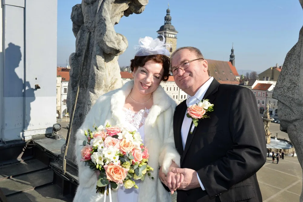 Novomanželé Štefan a Bronislava Holubjákových.