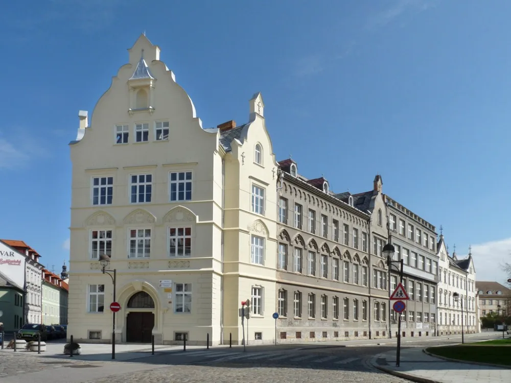 Biskupské gymnázium