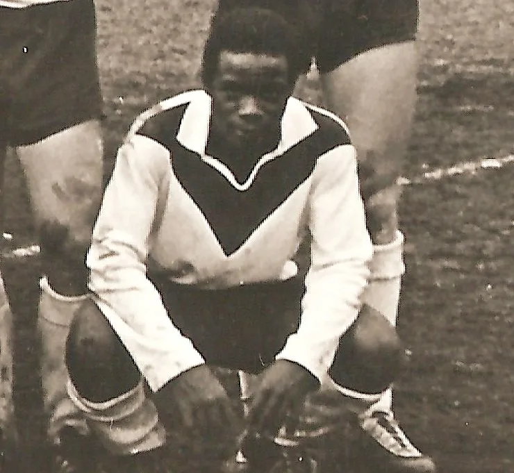 Moisé Diakité z Mali, rok1967 - po výhře s iglou 3:0.