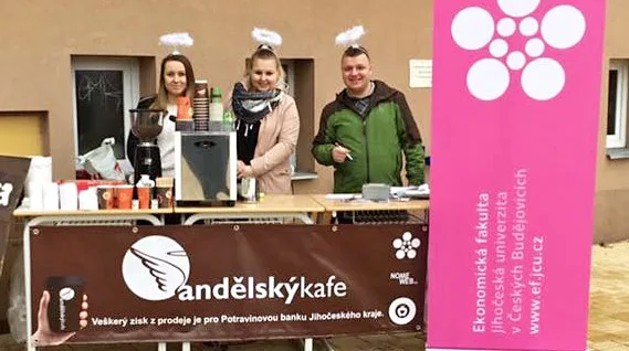 Andělský kafe si můžete dát ve čtvrtek v IGY Centru v Českých Budějovicích.