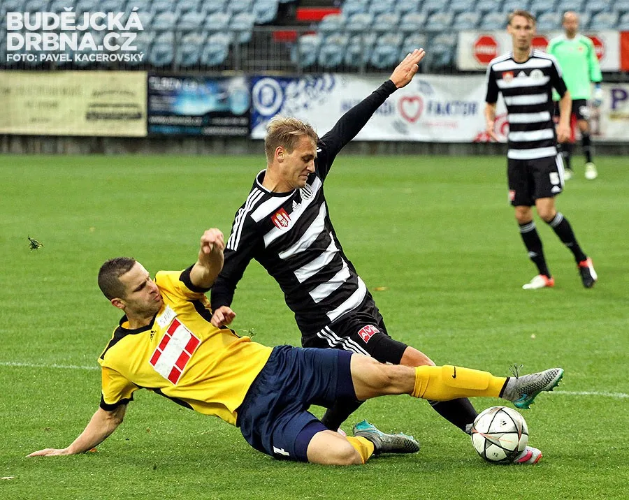 Na podzim hrála Opava na Střeleckém ostrově v dresech Dynama