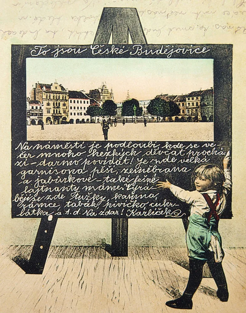Pohlednice, na které žák Karlíček představuje město v období c. k.