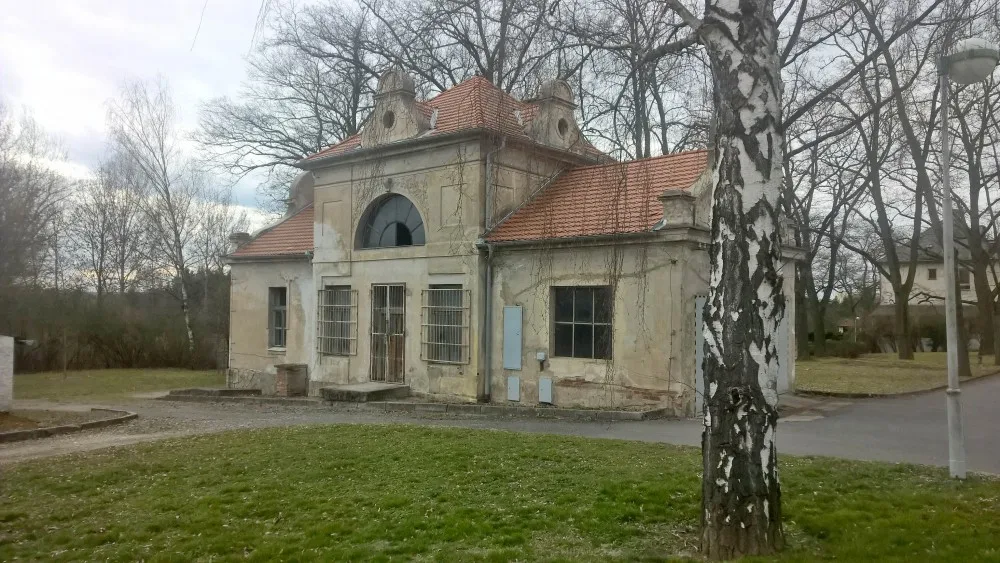 Nejstarší budova písecké nemocnice, která se dodnes zachovala jako samostatně stojící objekt, by měla projít rekonstrukcí.