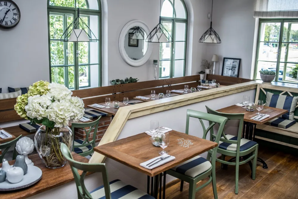 Valmer Restaurant & shop