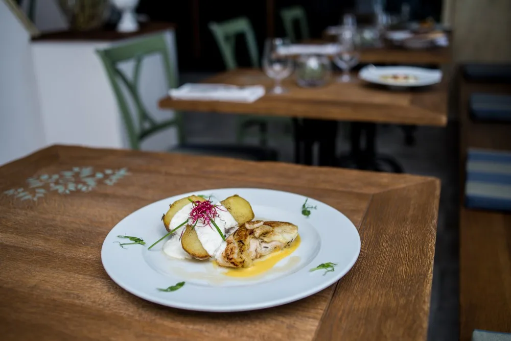 Valmer Restaurant & shop