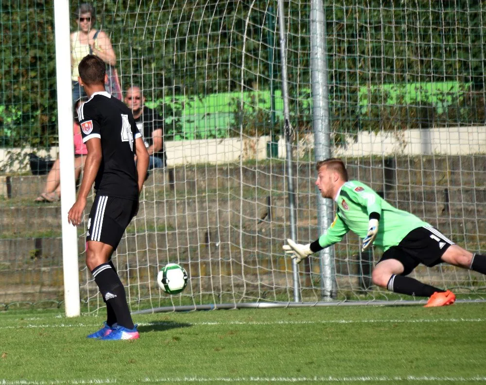 Šok v poháru. Dynamo nestačilo na mužstvo z kladenského okresu.