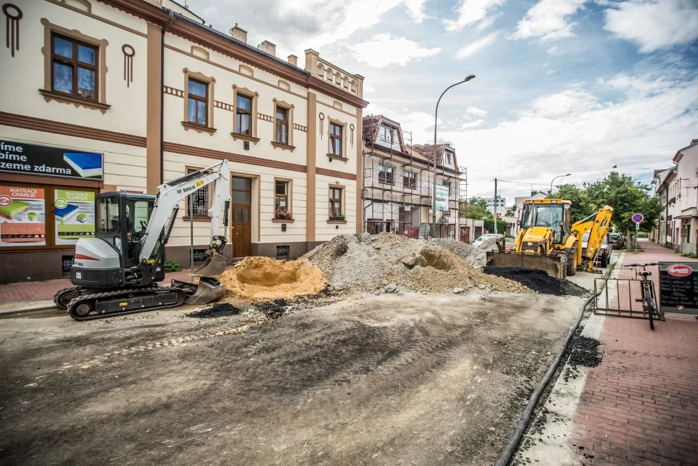 Oprava vodovodního řadu na Lidické třídě.