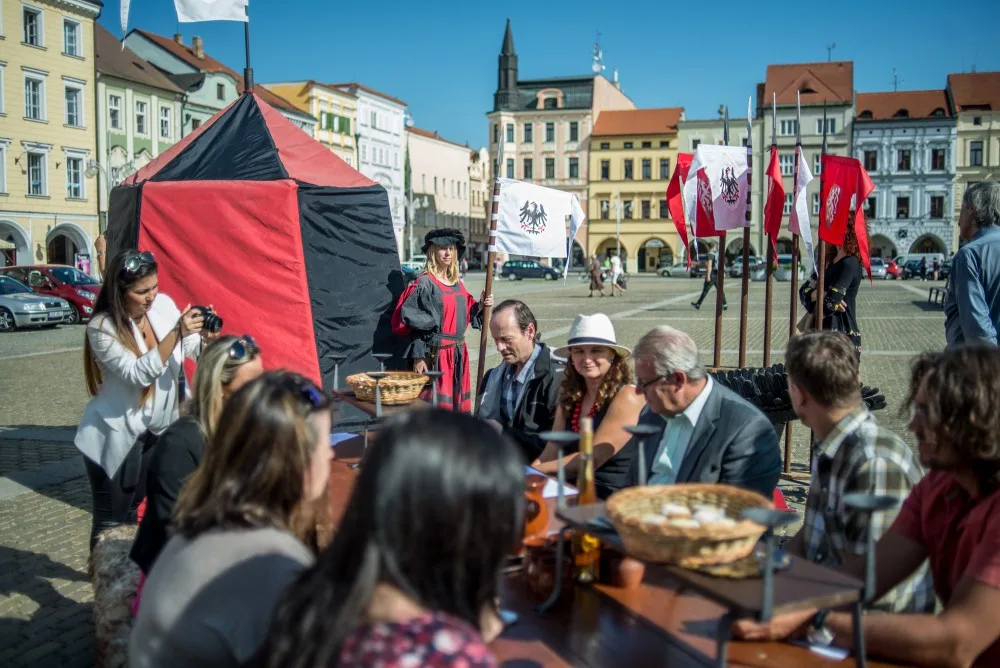 Po dvou letech se na jih Čech vrací stylová historická slavnost Železné a zlaté České Budějovice.