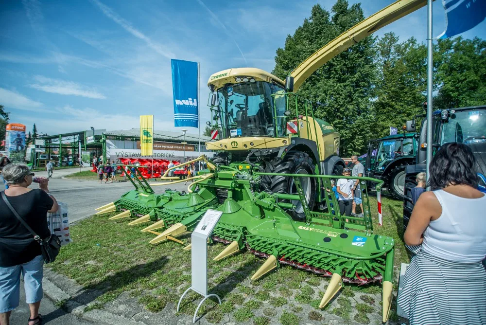 Země živitelka.
