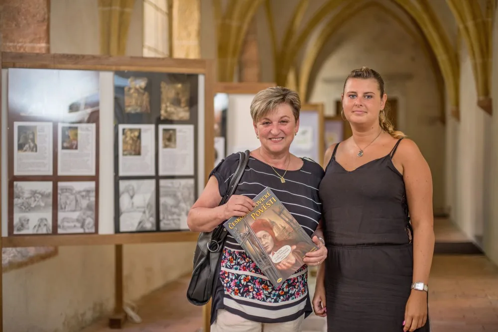 Autorky komiksové knihy Českobudějovické pověsti Hana Jinderlová a Michaela Trnková (zleva).
