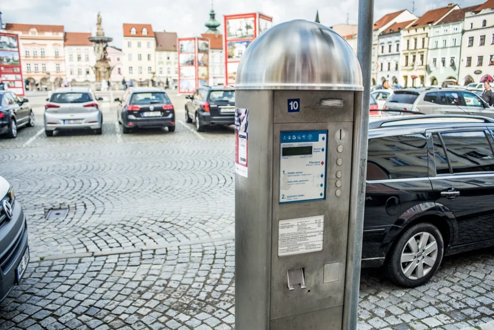 Parkovací automat na náměstí Přemysla Otakara II. v Českých Budějovicích.