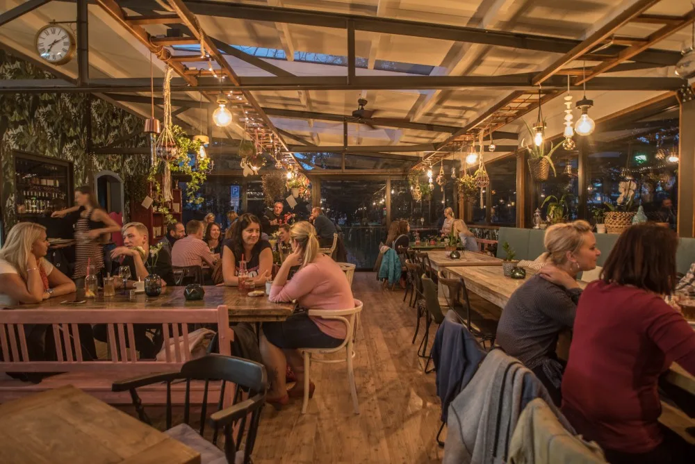 Restaurace Paluba v Českých Budějovicích.