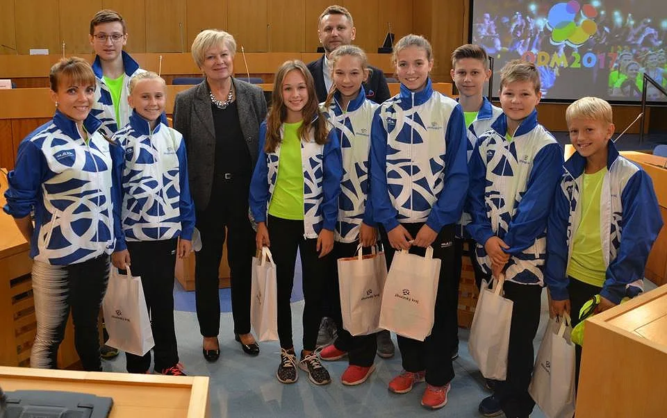 Jihočeská hejtmanka Ivana Stráská přijala mladé úspěšné olympioniky a poděkovala jim za skvělou reprezentaci kraje.