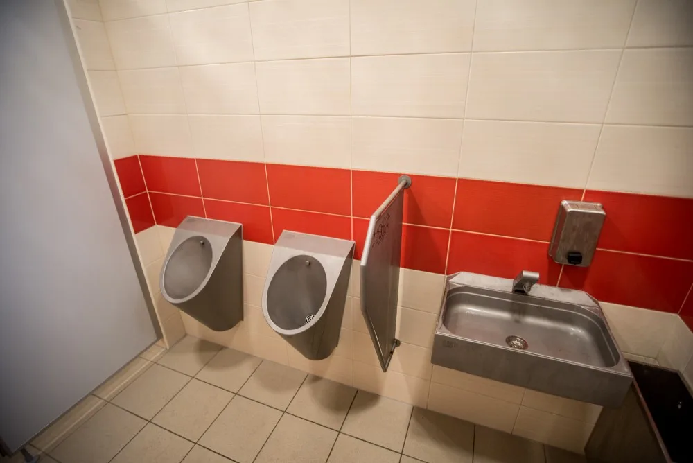 Veřejné toalety ve Stromovce.