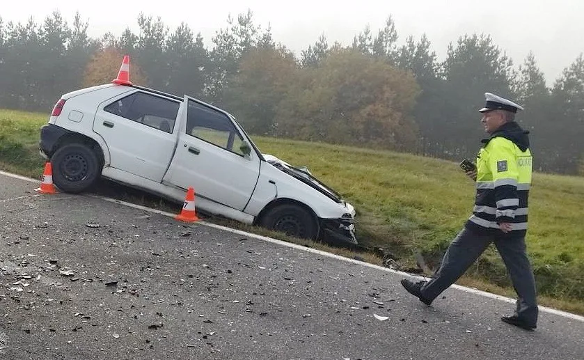 Při tragické nehodě na silnici  mezi Litochovicemi a Volyní zemřel sedmdesátiletý řidič osobního auta.