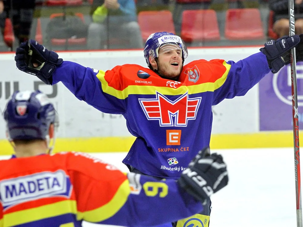 Rok Pajič slaví svůj hattrick