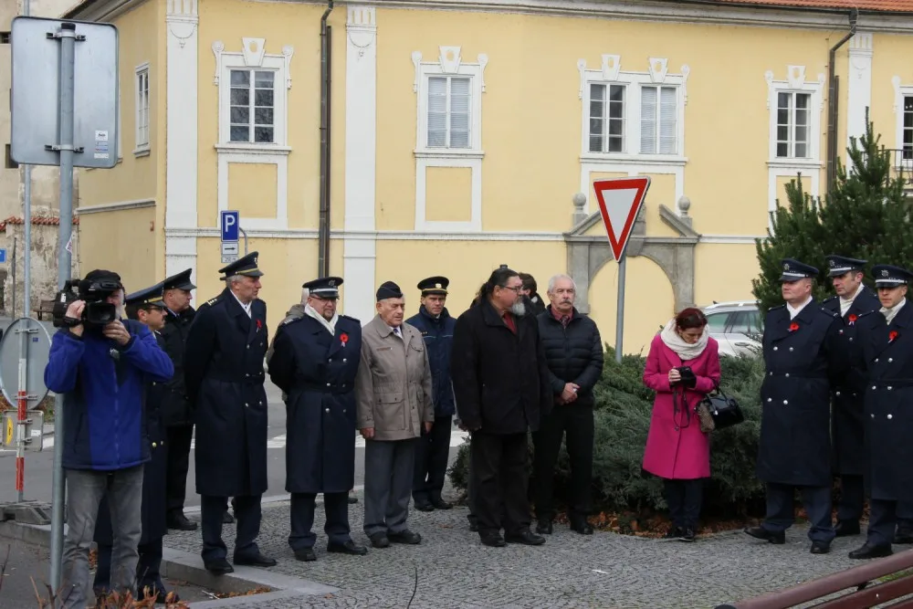 Pietního aktu se kromě vojáků zúčastnili představitelé města, Československé obce legionářské, zástupci Policie ČR, Hasičského záchranného sboru a řada dalších.