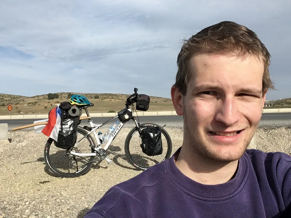 Pětadvacetiletý cestovatel Tadeáš Šíma z Prachatic zahájil expedici Na kole přes Afriku.