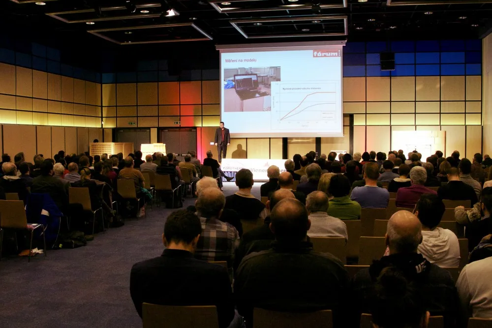 Už po osmé přichází společnosti Wienerberger a Tondach s konferencí pro stavební profesionály. Při odborném semináři Wienerberger fórum 2018 se projektanti, architekti a stavitelé dozví praktické informací a novinky z oblasti stavebnictví.