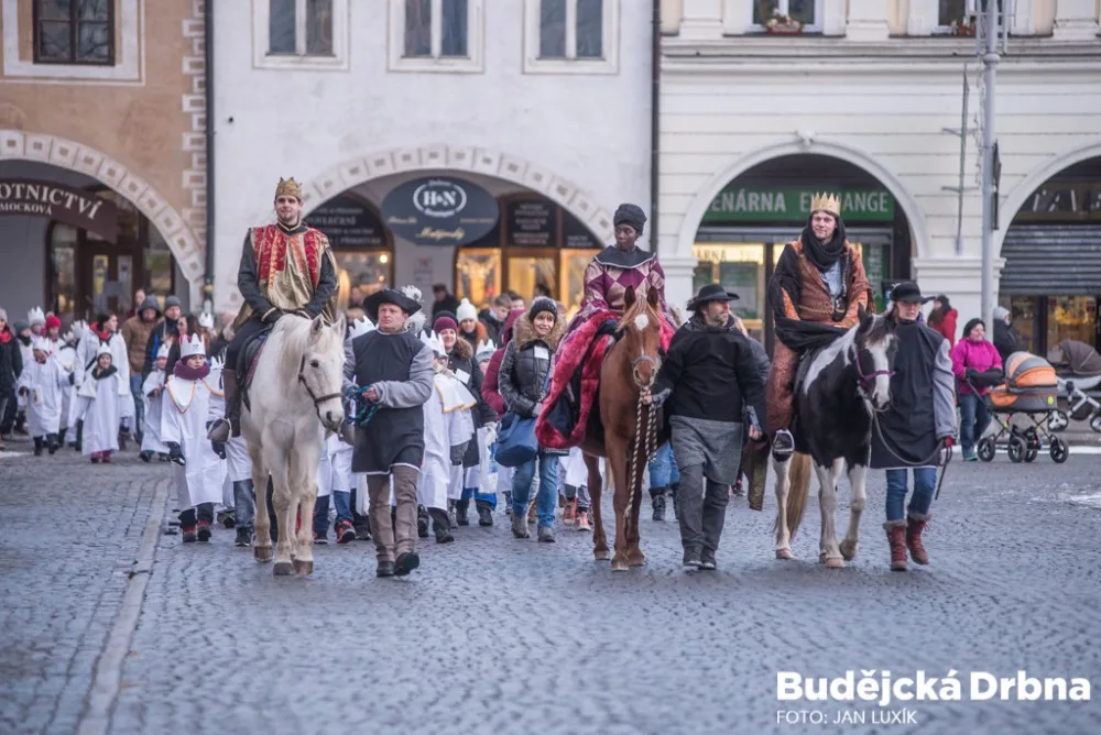 Loňský příjezd králů na budějcké náměstí
