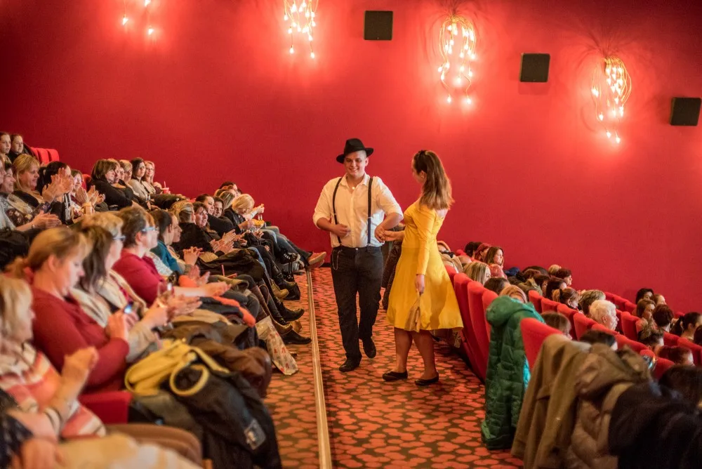 Skvělá nálada panovala v sále číslo jedna budějckého multikina CineStar ve Čtyřech Dvorech, kde se odehrávala jedna z dalších Dámských jízd.