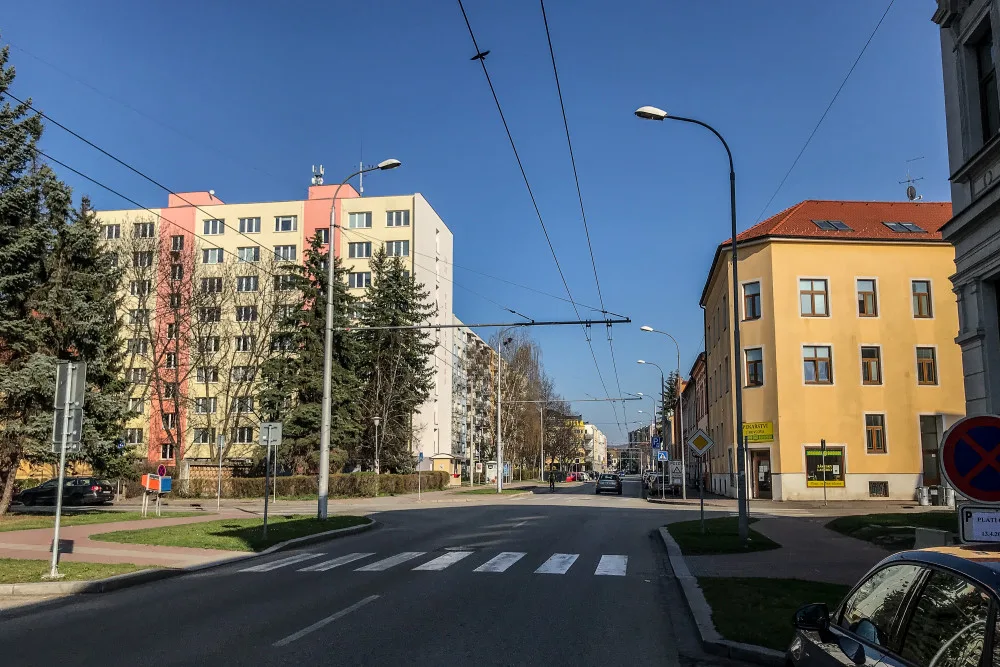 Velmi frekventovanou křižovatku Jírovcovi a Pekárenské ulice čeká rekonstrukce.