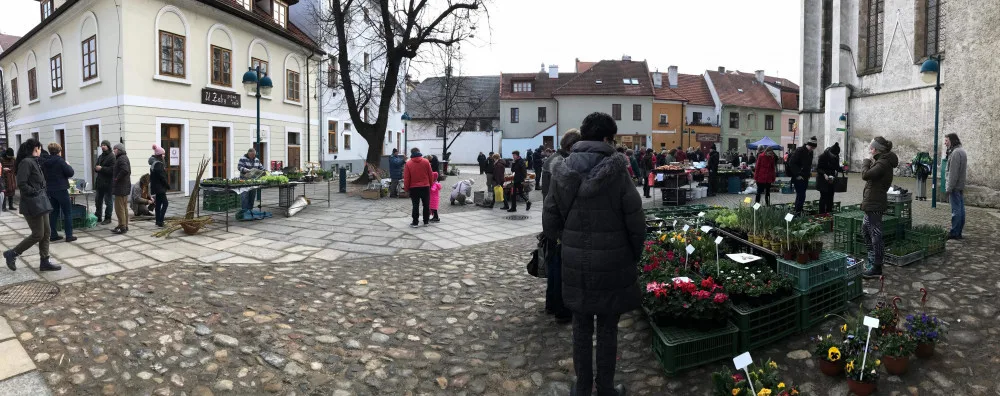 Tradiční trhy na Piarisťáku zkrátí běžecký závod