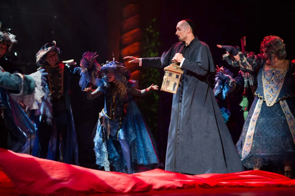 Muzikál Dracula zavítá do Budějc.