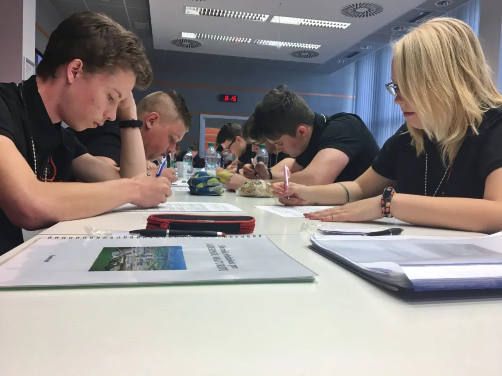 Znalosti studentů prověřil závěrečný test (foto Marek Sviták)