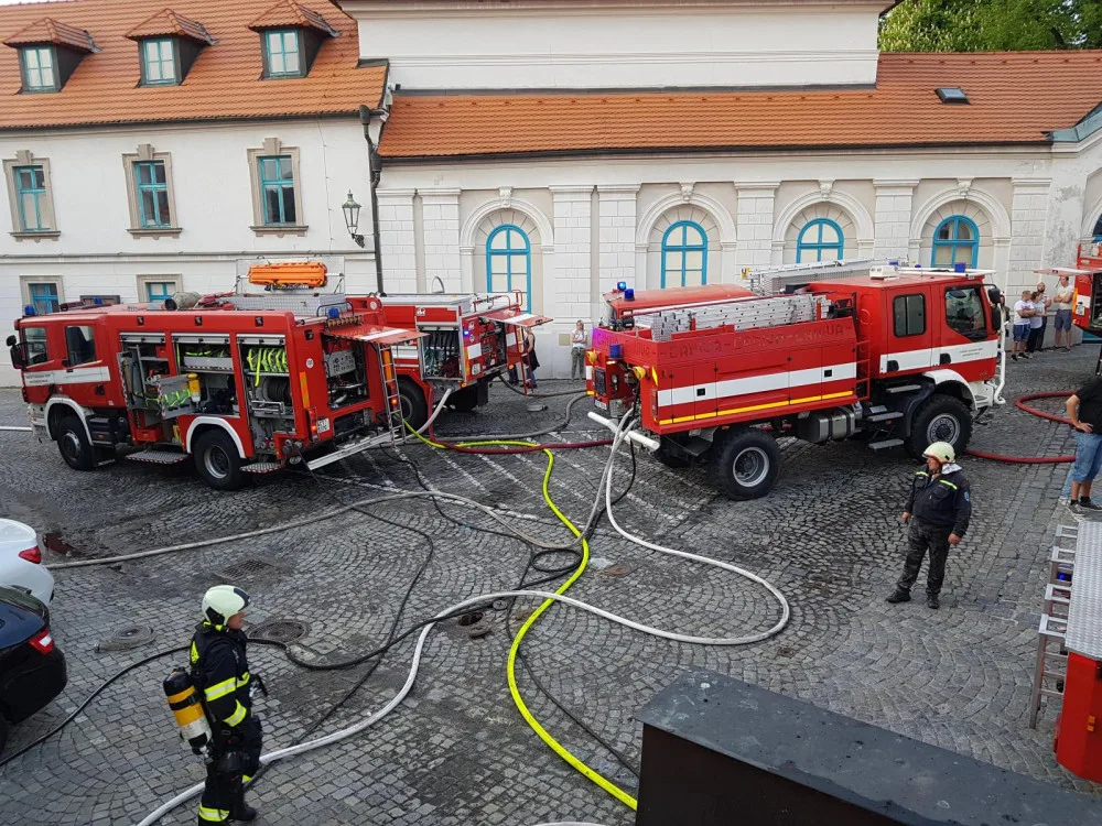 V Rooseveltově ulici v Českém Krumlově hořelo.