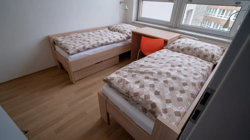 Hledáte práci s ubytováním v jižních Čechách? Tak neváhejte a přidejte se do týmu Vodňanského kuřete