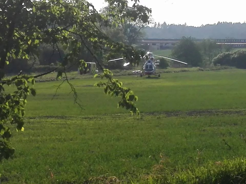 U Selibova na Písecku se srazilo osobní a nákladní auto. Jeden z řidičů je těžce zraněn