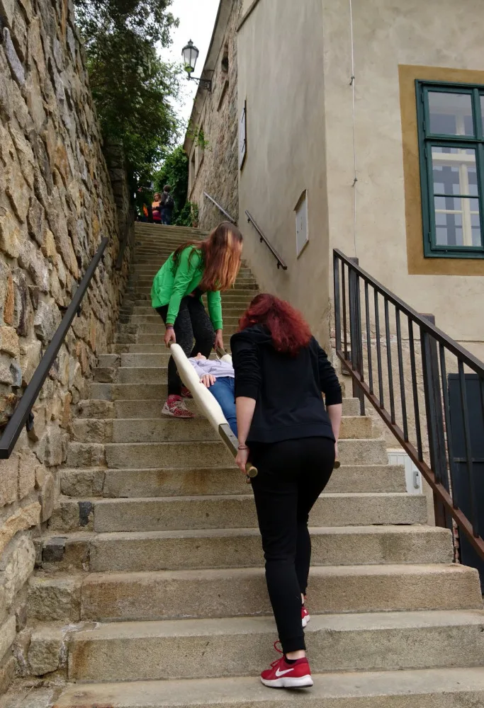 Mladí záchranáři se utkali v Jindřichově Hradci. Zabodovali žáci ze Strmilova a Studené.
