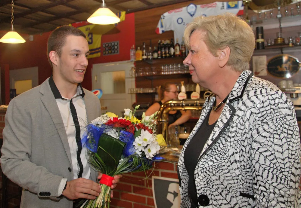 Hejtmanka se sešla s úspěšnými staršími dorostenci hokejového Motoru.