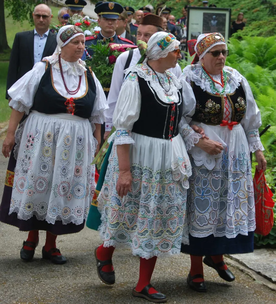 V Sezimově Ústí uctili památku Edvarda Beneše. Pietního aktu se zúčastnila i hejtmanka Stráská